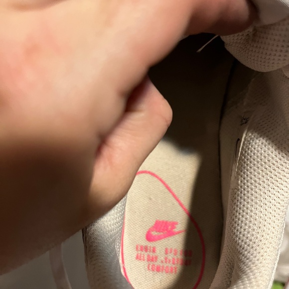 Nikes - Picture 3 of 3